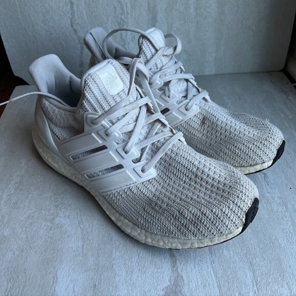 Adidas Mens UltraBoost 4.0 DNA Cloud 2021 White Size 8.5